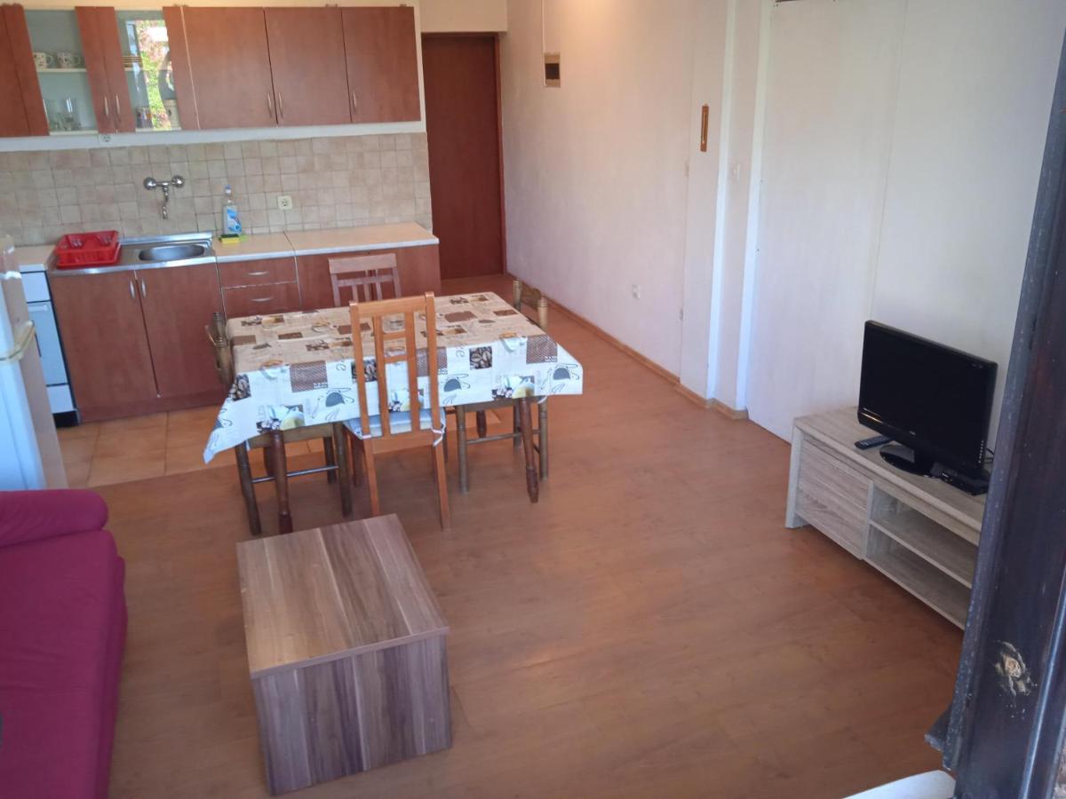 Apartments Mare ชเดรลาตซ์ ภายนอก รูปภาพ